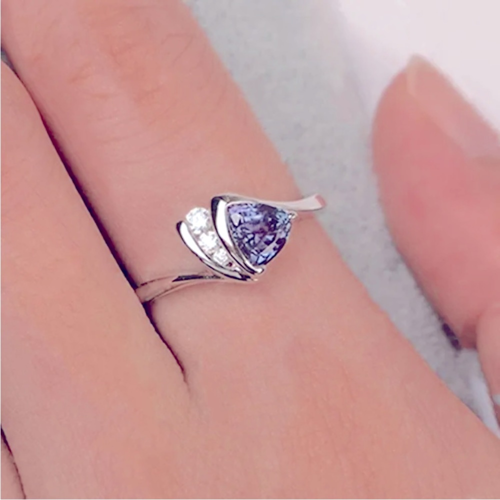 New 925 Sterling Silver Blue & White Topaz Ring